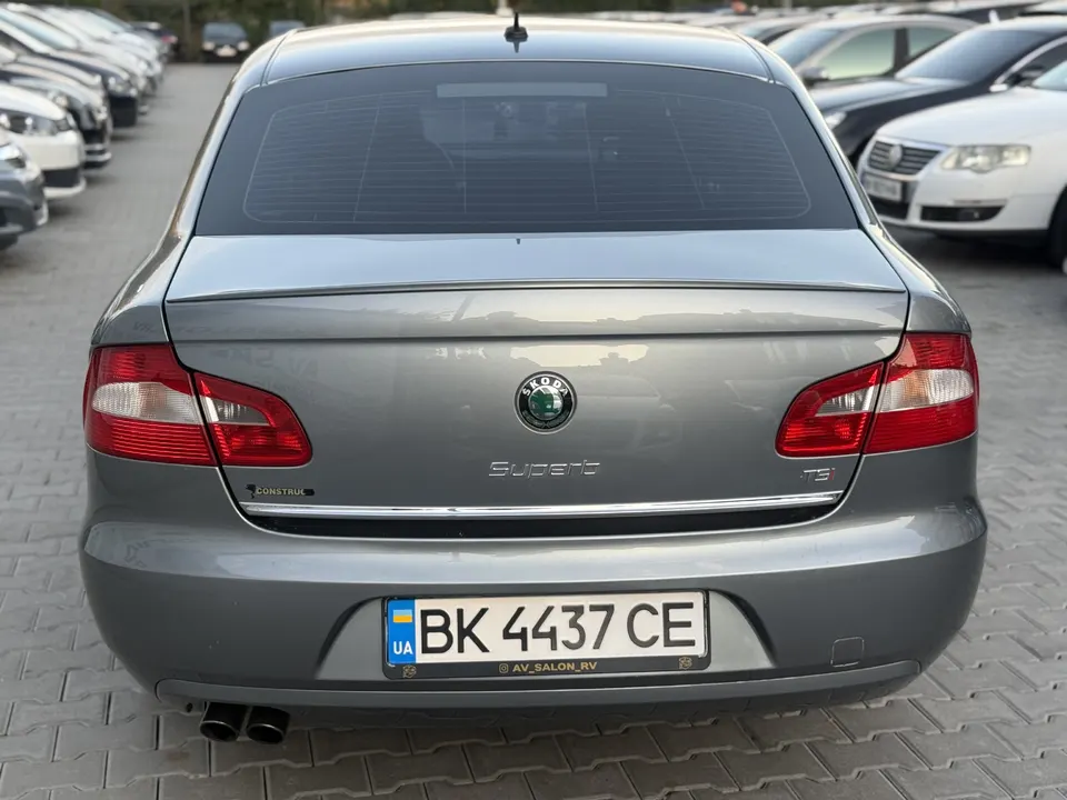Skoda Superb — фото 6
