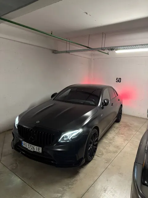 Mercedes-Benz E53