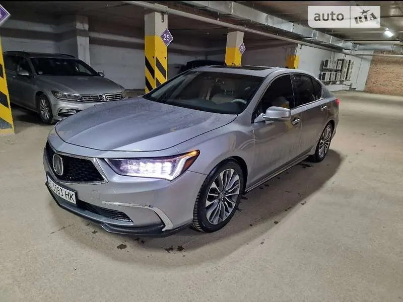 Acura RLX