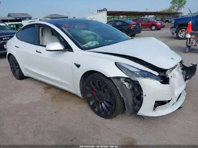 Tesla MODEL 3 PERFOMENCE