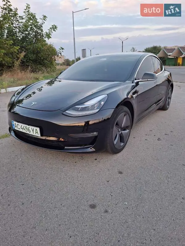 Tesla Model 3