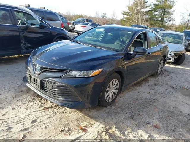 Toyota CAMRY LE HYBRID