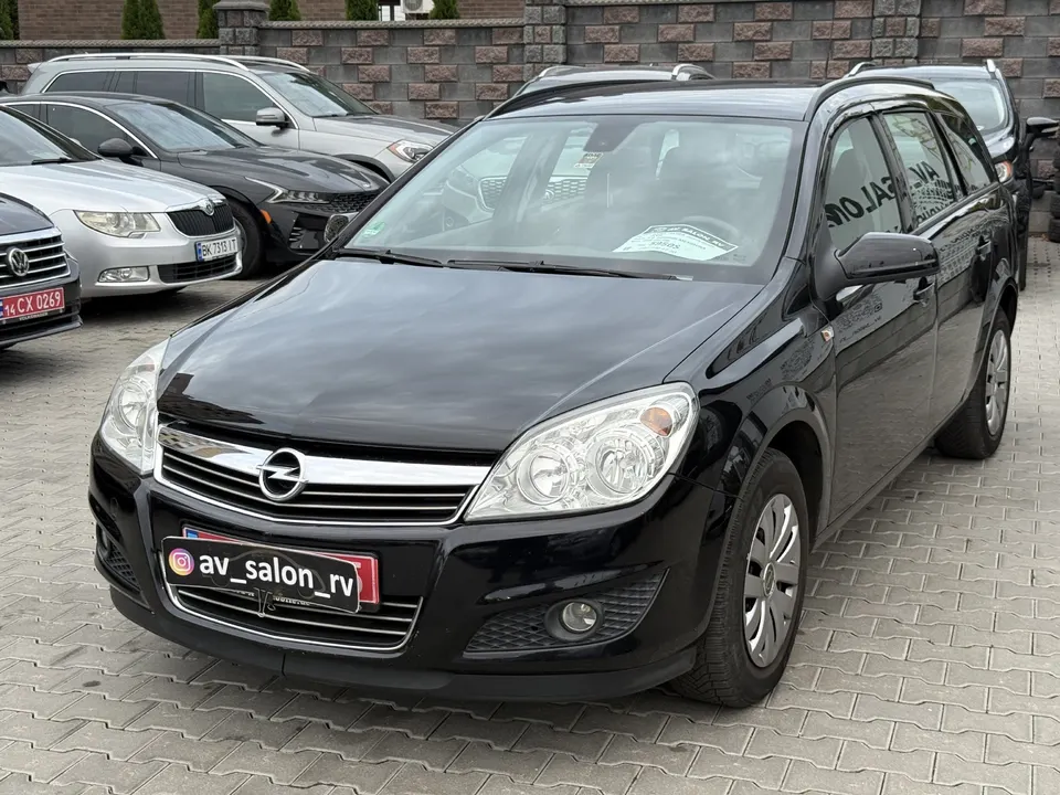 Opel Astra — фото 4