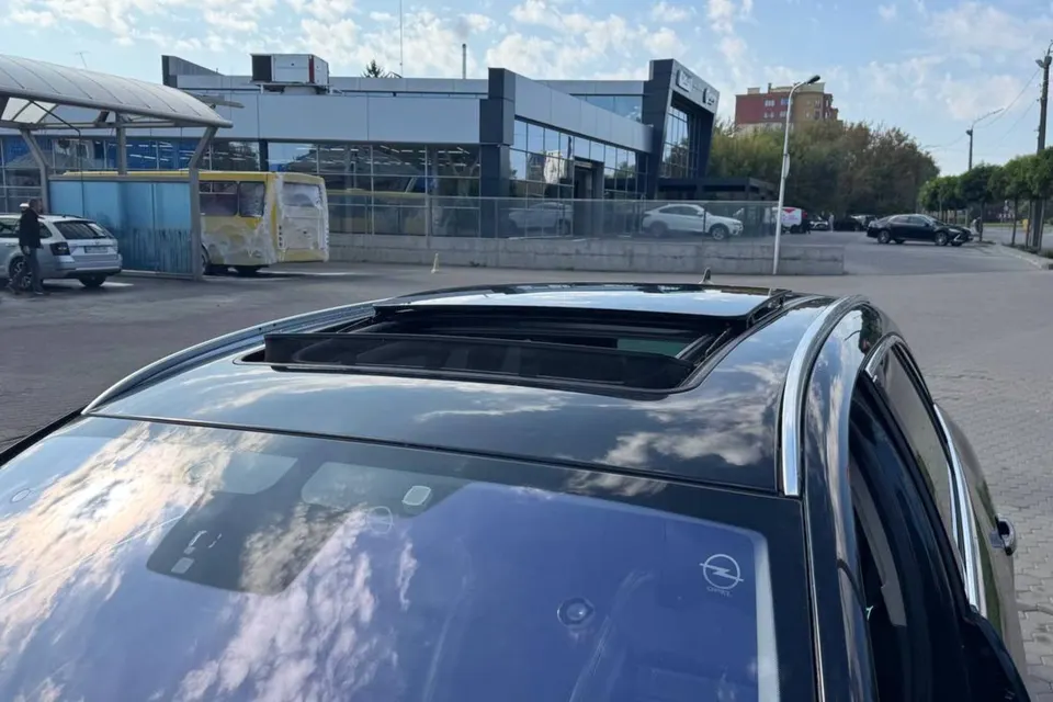 Opel Insignia — фото 6
