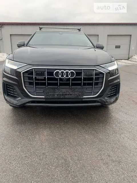 Audi Q8