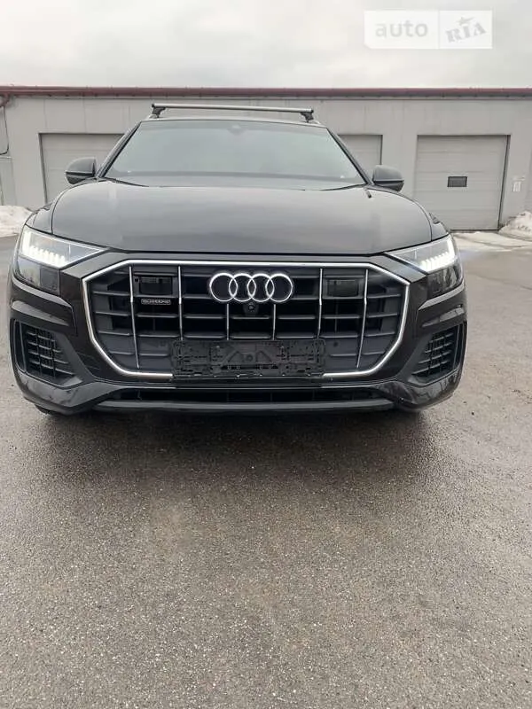Audi Q8