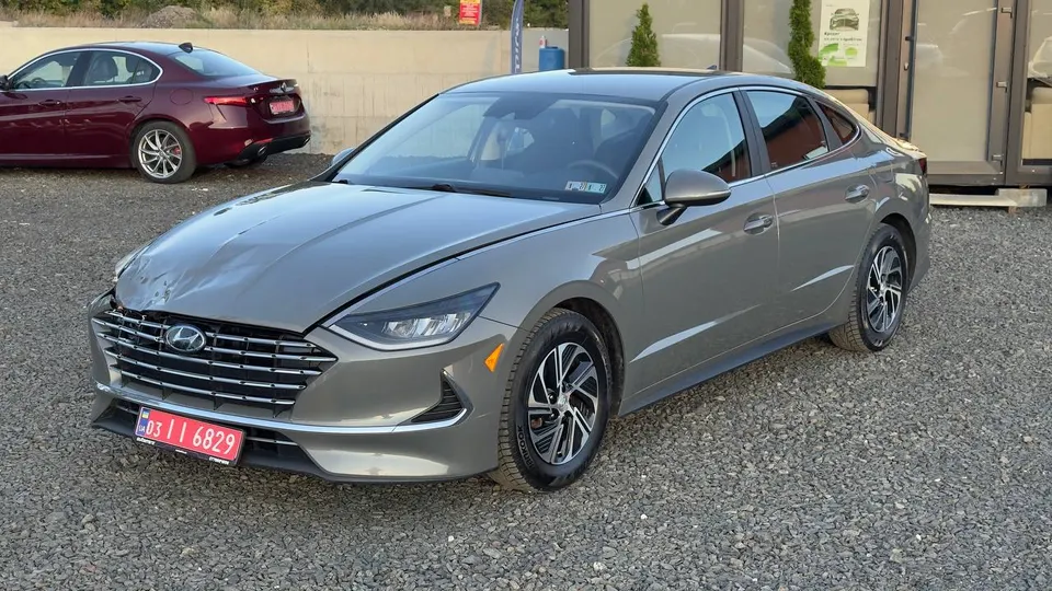 Hyundai SONATA HYBRID BLUE