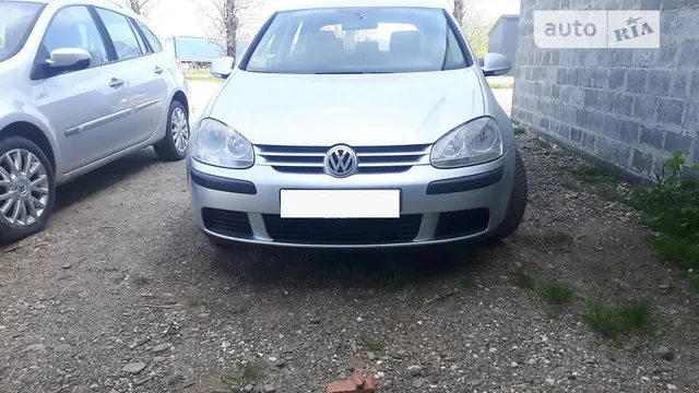 Volkswagen Golf V