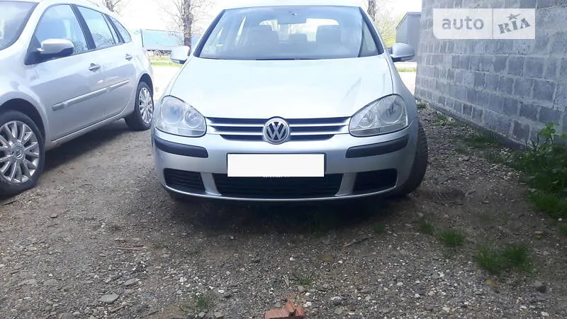 Volkswagen Golf V