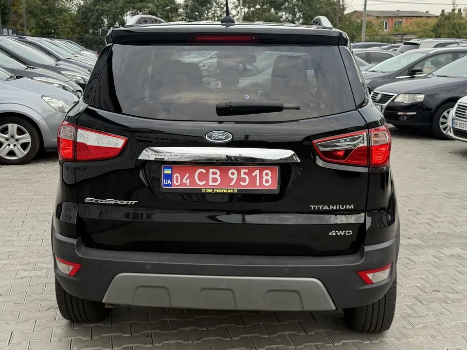 Ford EcoSport — фото 8