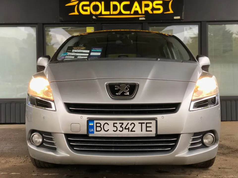 Peugeot 5008
