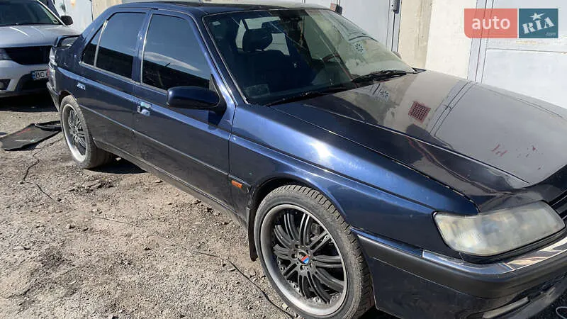 Peugeot 605