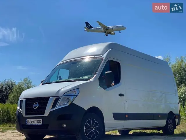 Nissan NV400