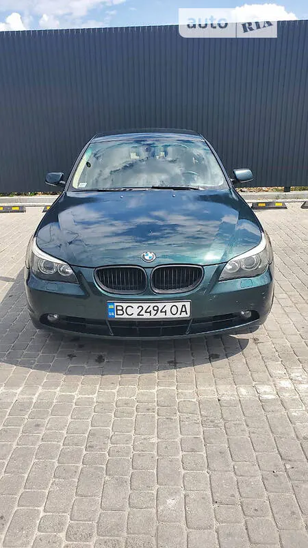 BMW 530