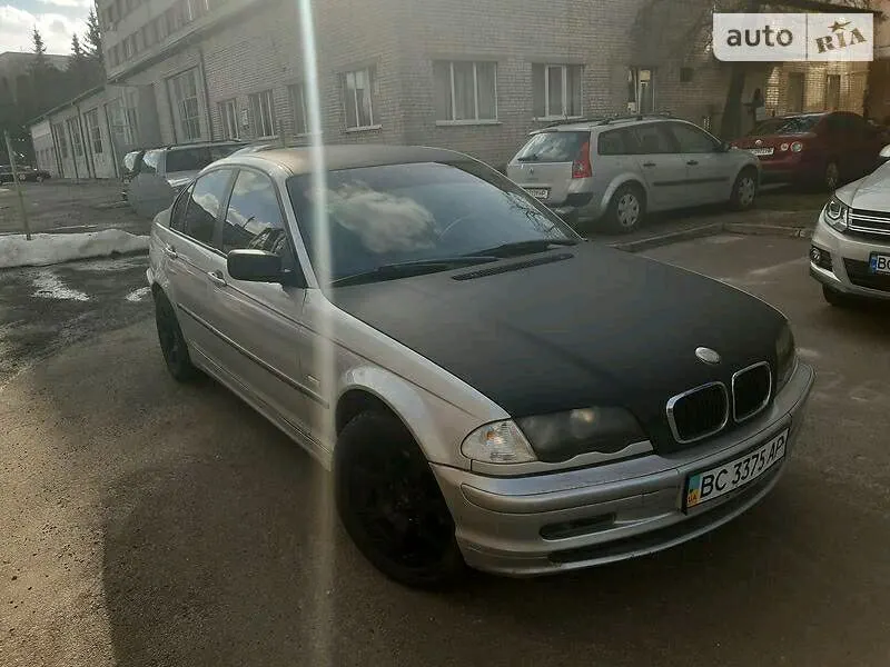 BMW 320 i
