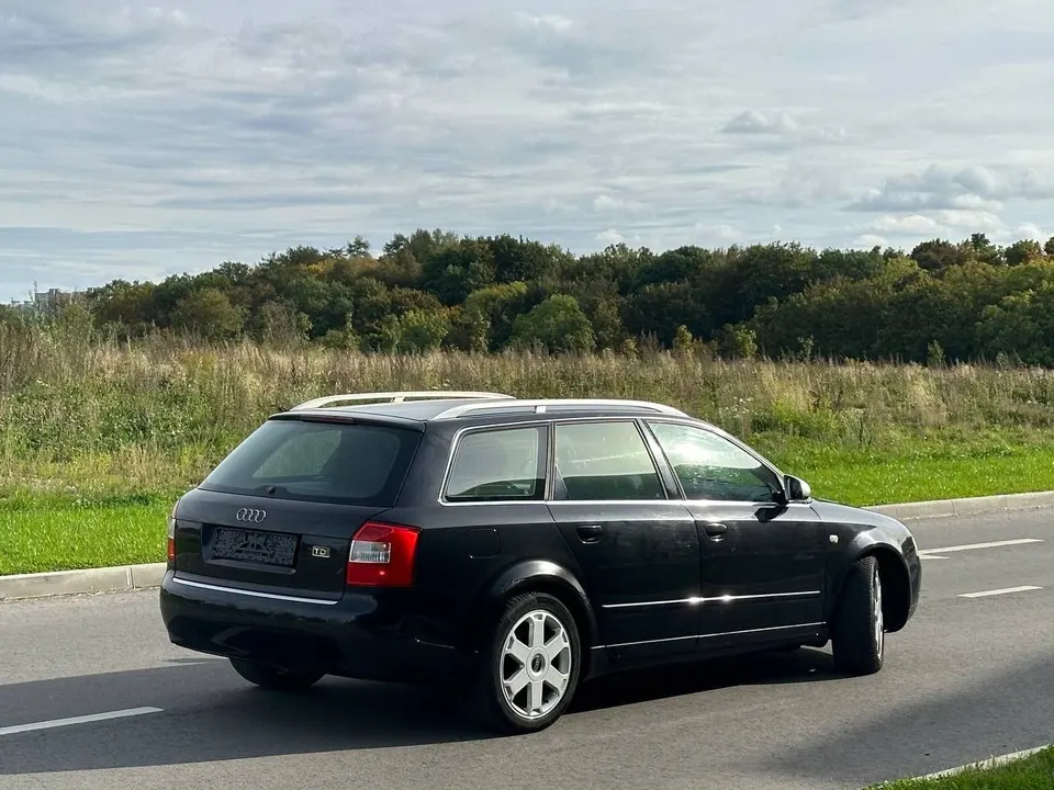 Audi A4B6 1.9 дизель 96 — фото 6