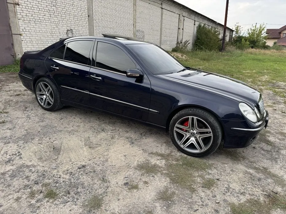 Mercedes-Benz W211 2 7