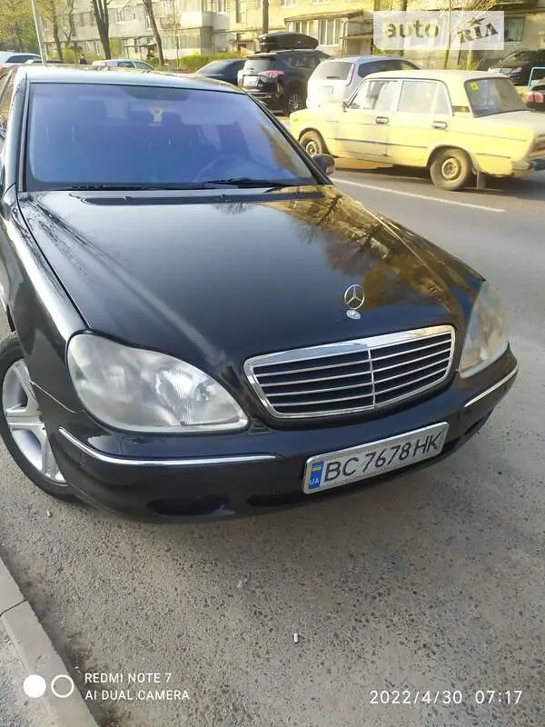 Mercedes-Benz S-Class