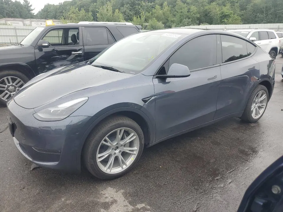 Tesla Model Y Long Range