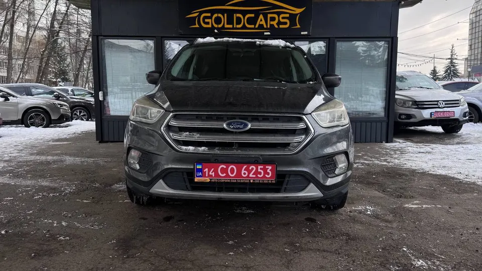 Ford ESCAPE