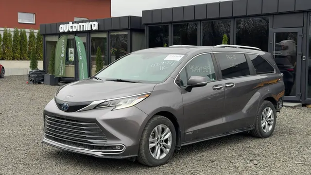 Toyota SIENNA LIMITED