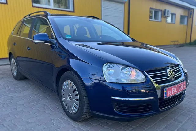 Volkswagen GOLF 5