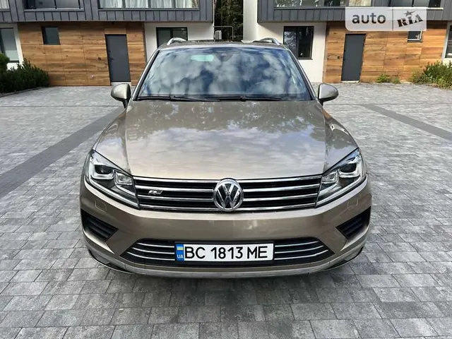 Volkswagen Touareg