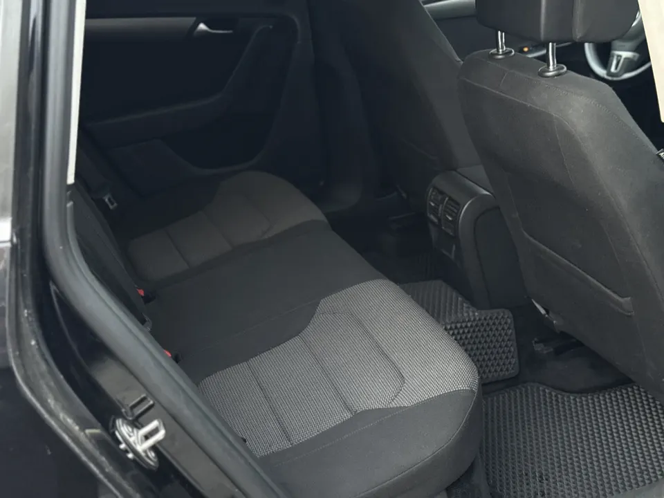 Volkswagen Passat — фото 6