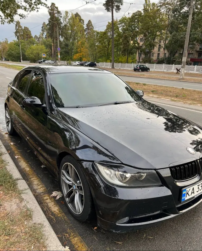 BMW E90