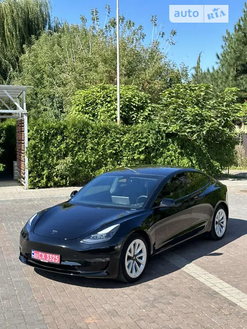 Tesla Model 3