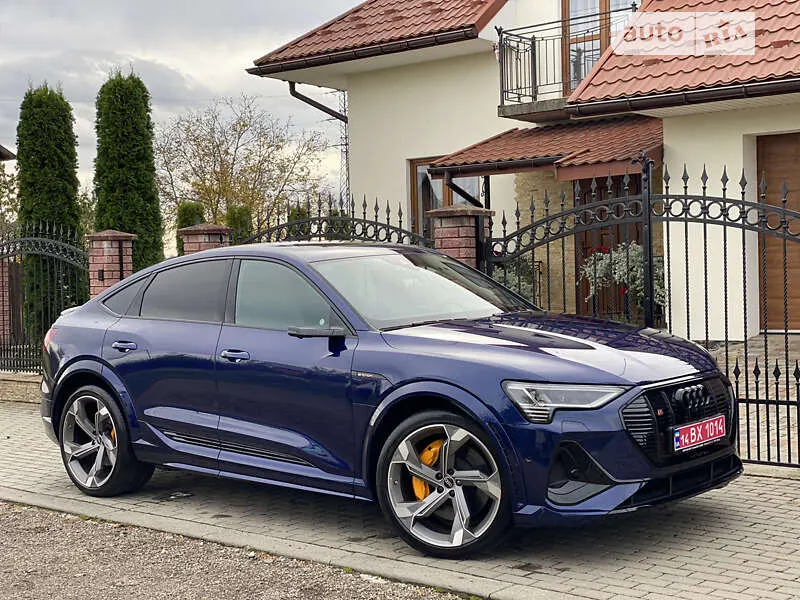 Audi e-tron S Sportback