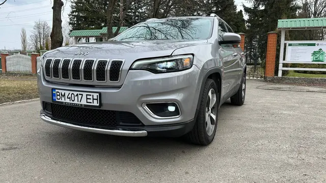 Jeep Cherokee