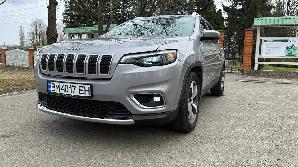 Jeep Cherokee