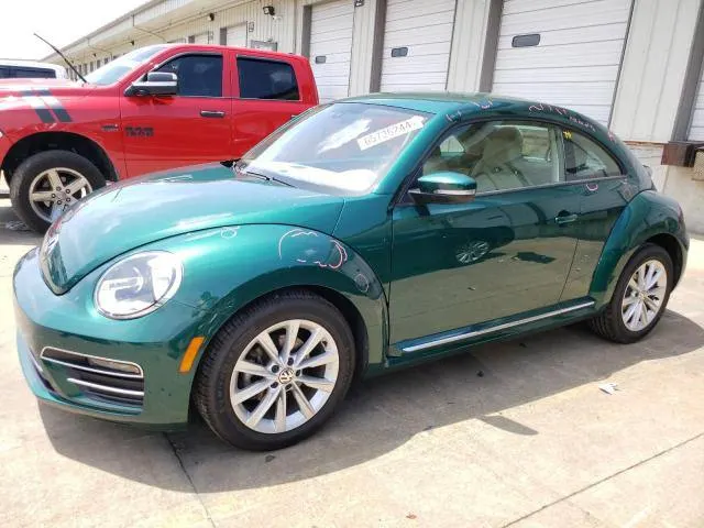 Volkswagen BEETLE SE