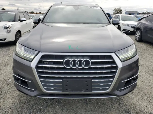 Audi Q7 Premium Plus