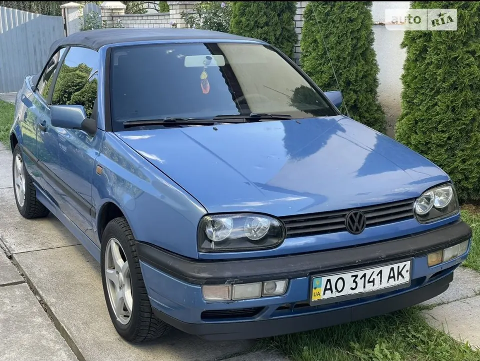 Volkswagen Golf Cabriolet
