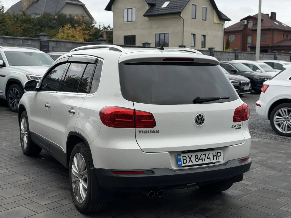 Volkswagen Tiguan — фото 4