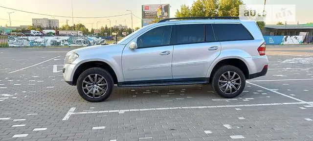 Mercedes-Benz GL-Class