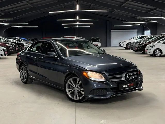 Mercedes-Benz C 300 2.0 Бензин