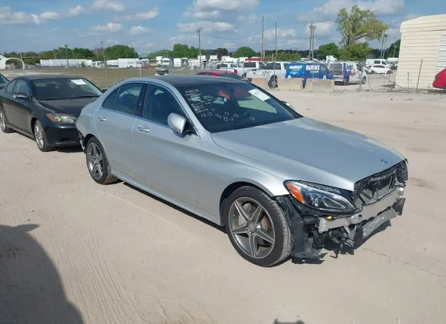 Mercedes-Benz C300