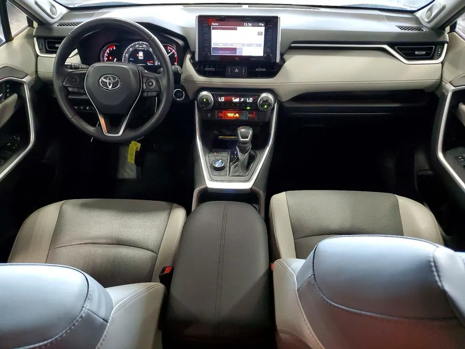 Toyota RAV4 LIMITED — фото 5