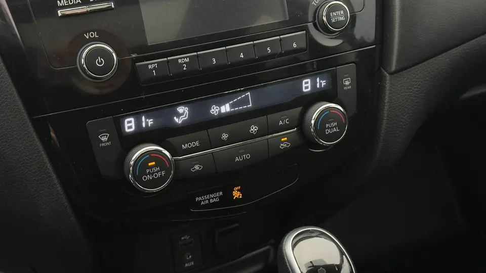 Nissan ROGUE SV — фото 8