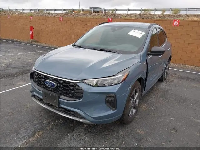 Ford ESCAPE ST-LINE