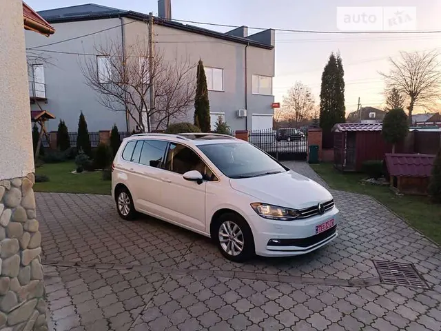 Volkswagen Touran