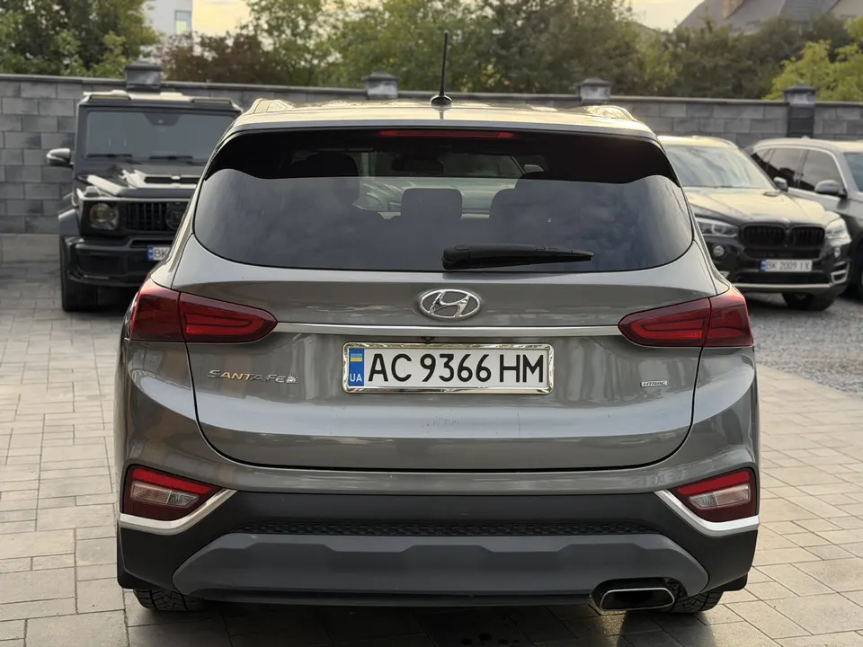 Hyundai Santa Fe — фото 5