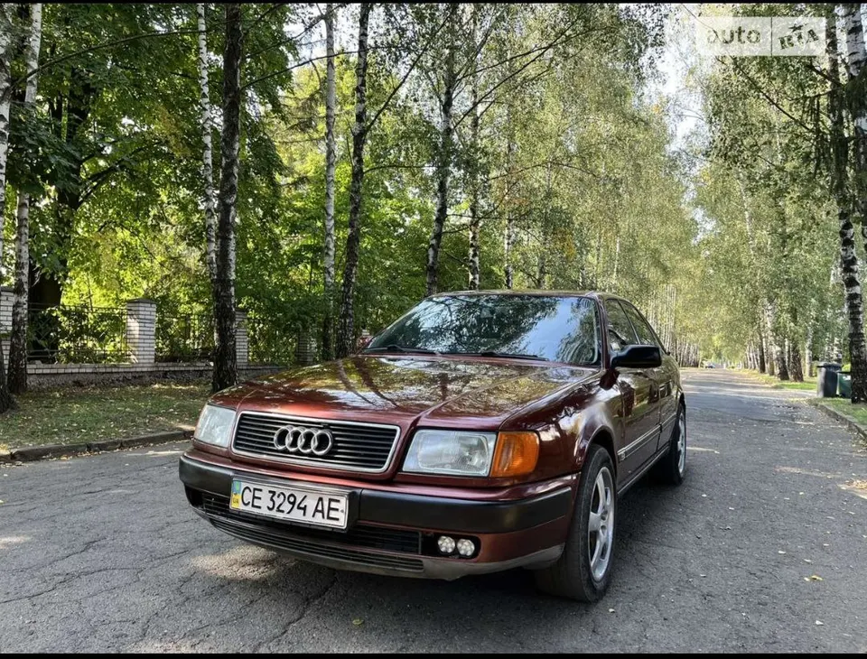Audi 100