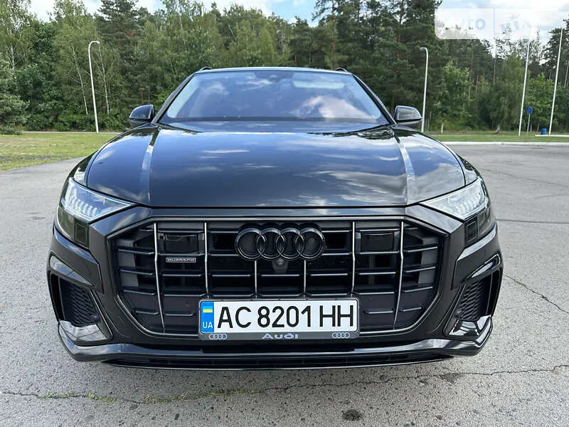 Audi Q8