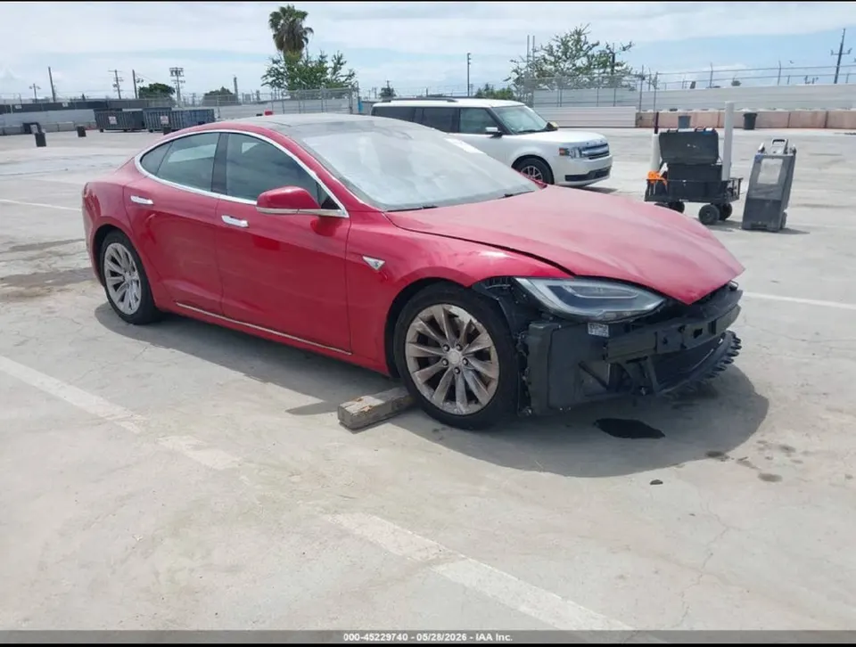 Tesla Model S 90D