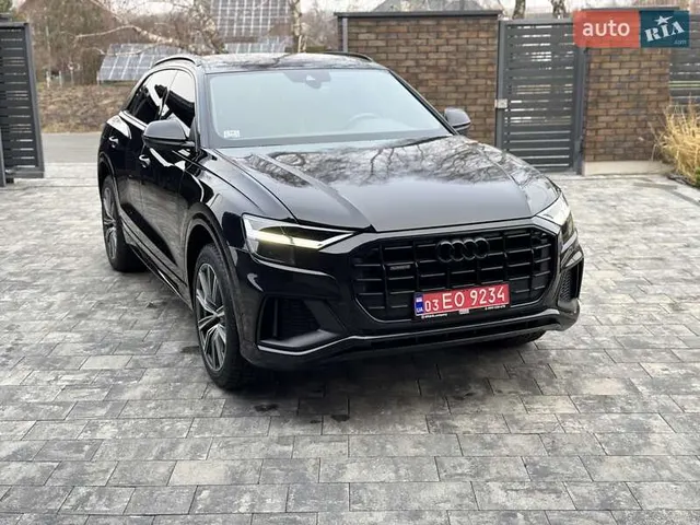 Audi Q8