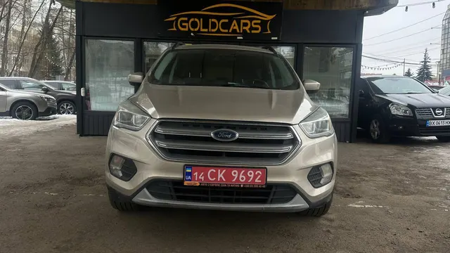 Ford ESCAPE